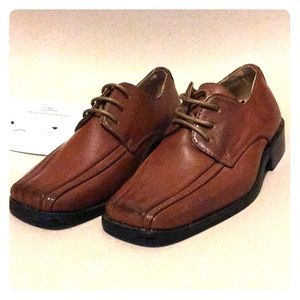 Coronado boys brown leather dress shoes sz 11 NWT